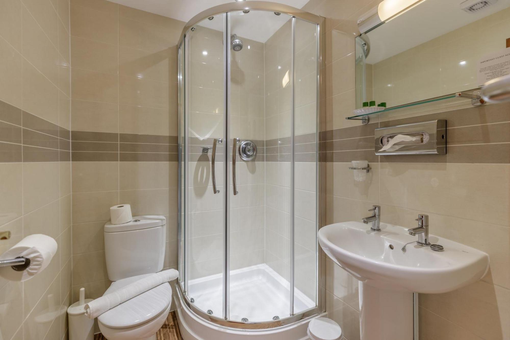 Swan Revived Hotel Милтон-Кейнс Экстерьер фото